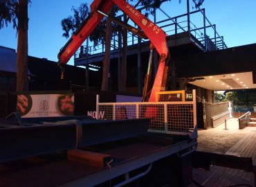 Crane work done by Righton
