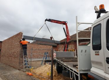 Crane work done by Righton